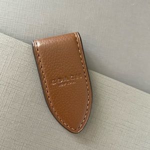 Men’s Coach Leather Moneyclip